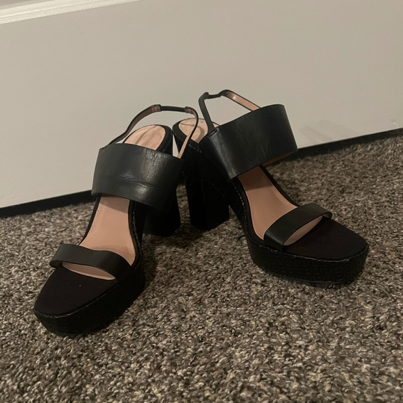 ZAC ZAC POSEN Virginia Platform Sandal - Picture 2 of 2